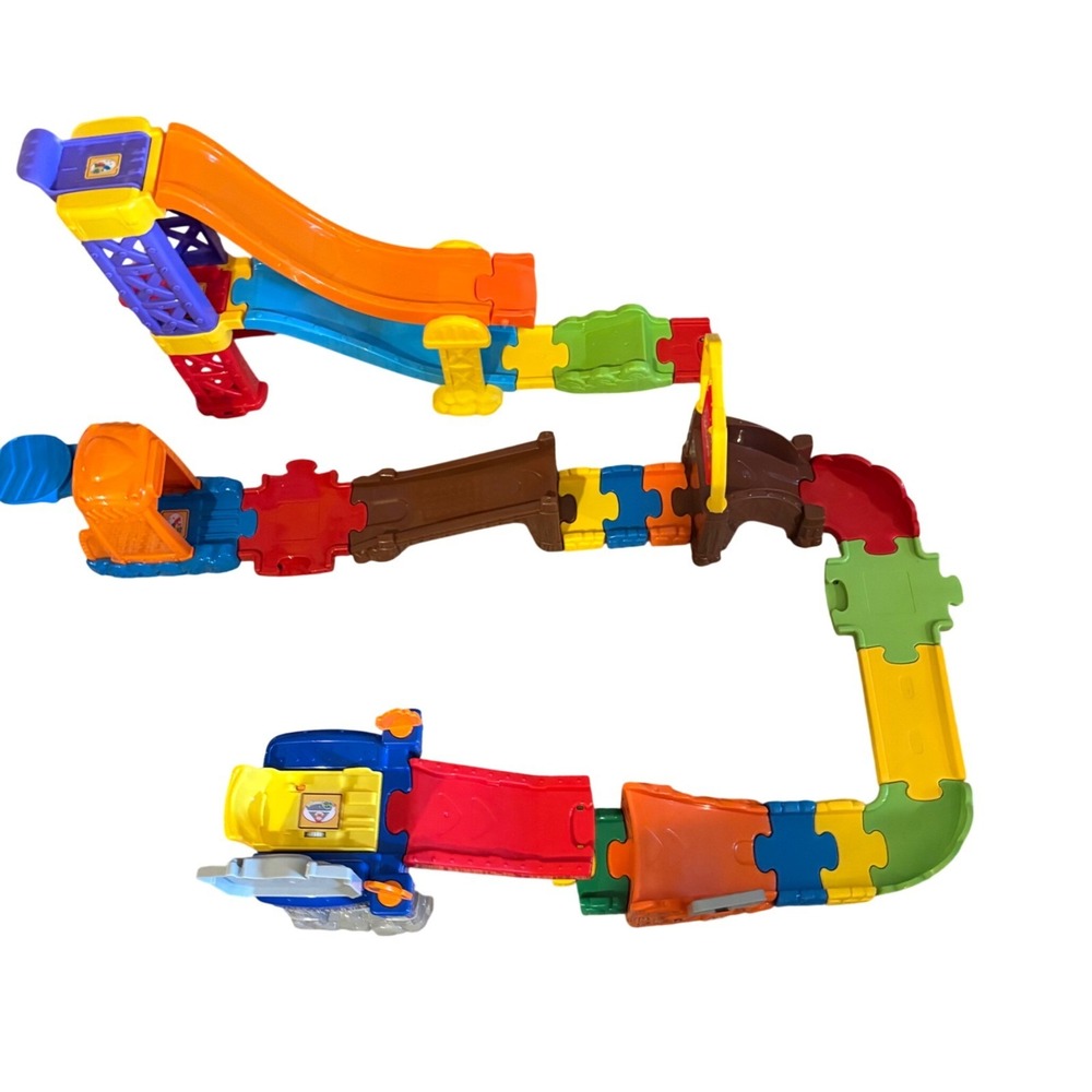 VTech Go Go Smart Wheels Monster Truck Rally Playset Track Lot With 4 Cars